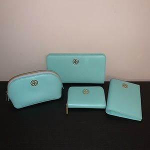 BNWOT TORY BURCH LEATHER WALLET AND ACCESSORIES SET -AQUA COLOR